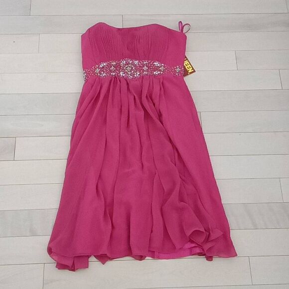 May Queen Women's Mini Strapless Bridesmaid Evening Dress Fuschia Pink Size 10 - Picture 1 of 5